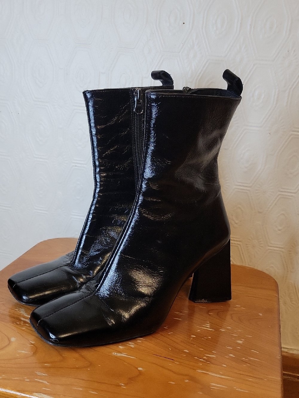 L'INTERVALLE Black Patent Square-Toe Block Heel Ankle Leather Boots - Picture 3 of 13